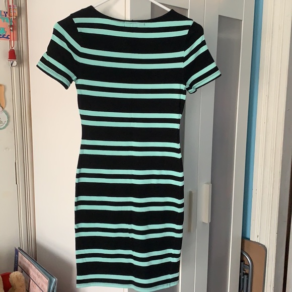 Forever 21 bodycon dress - Picture 2 of 2